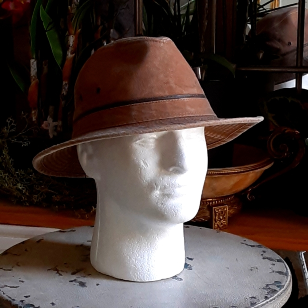 DPC DORFMAN PACIFIC CO Authentic Hand Made since 1921 Size Medium Vented Brimmed